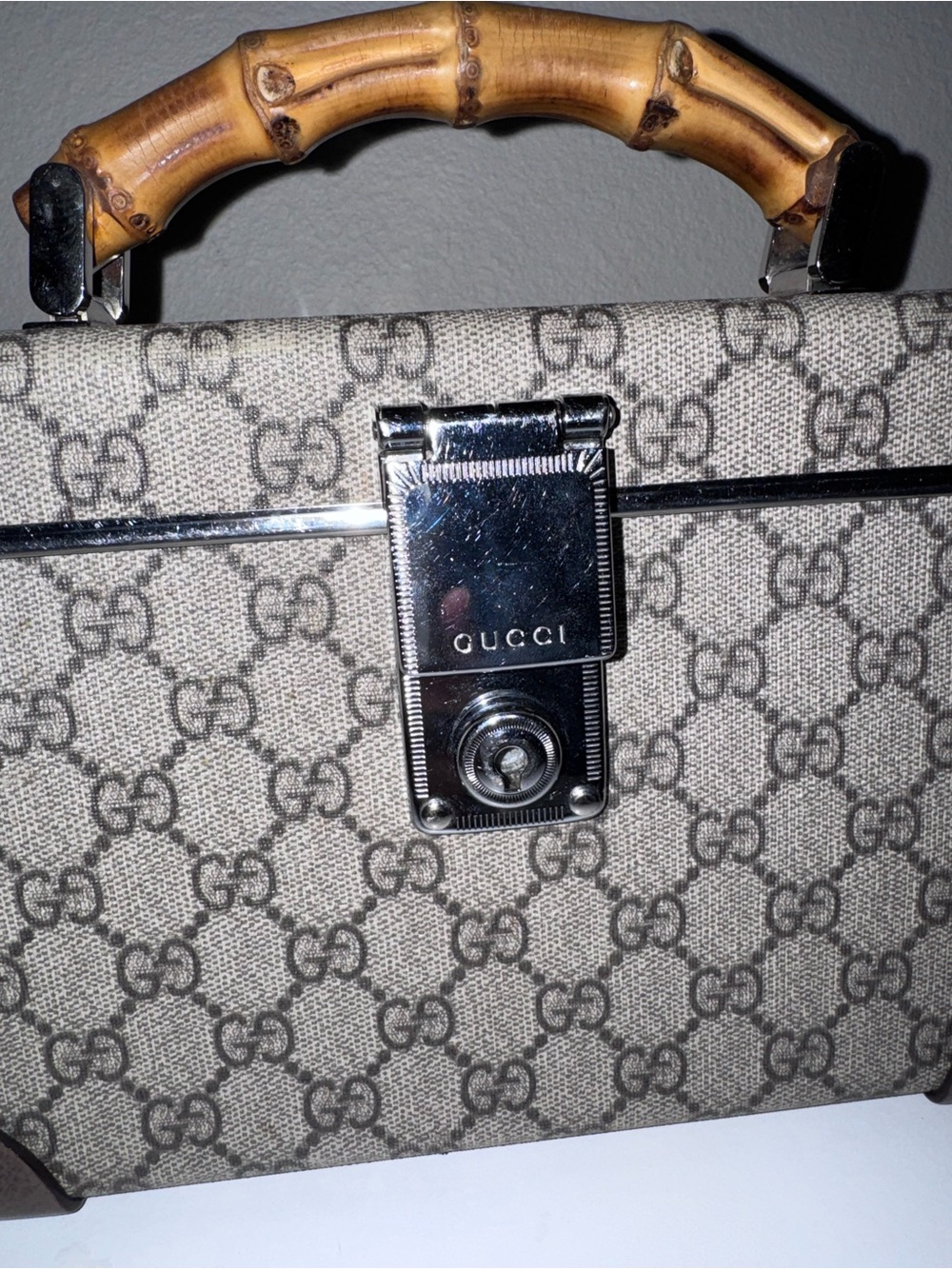 Gucci GG Supreme Bamboo Handle trunk Shoulder Bag - Picture 12 of 13